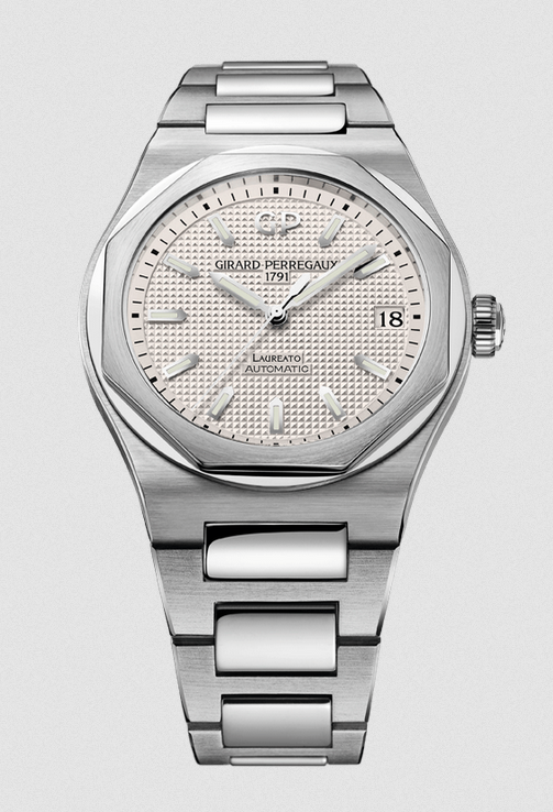 Girard Perregaux Laureato 42 mm