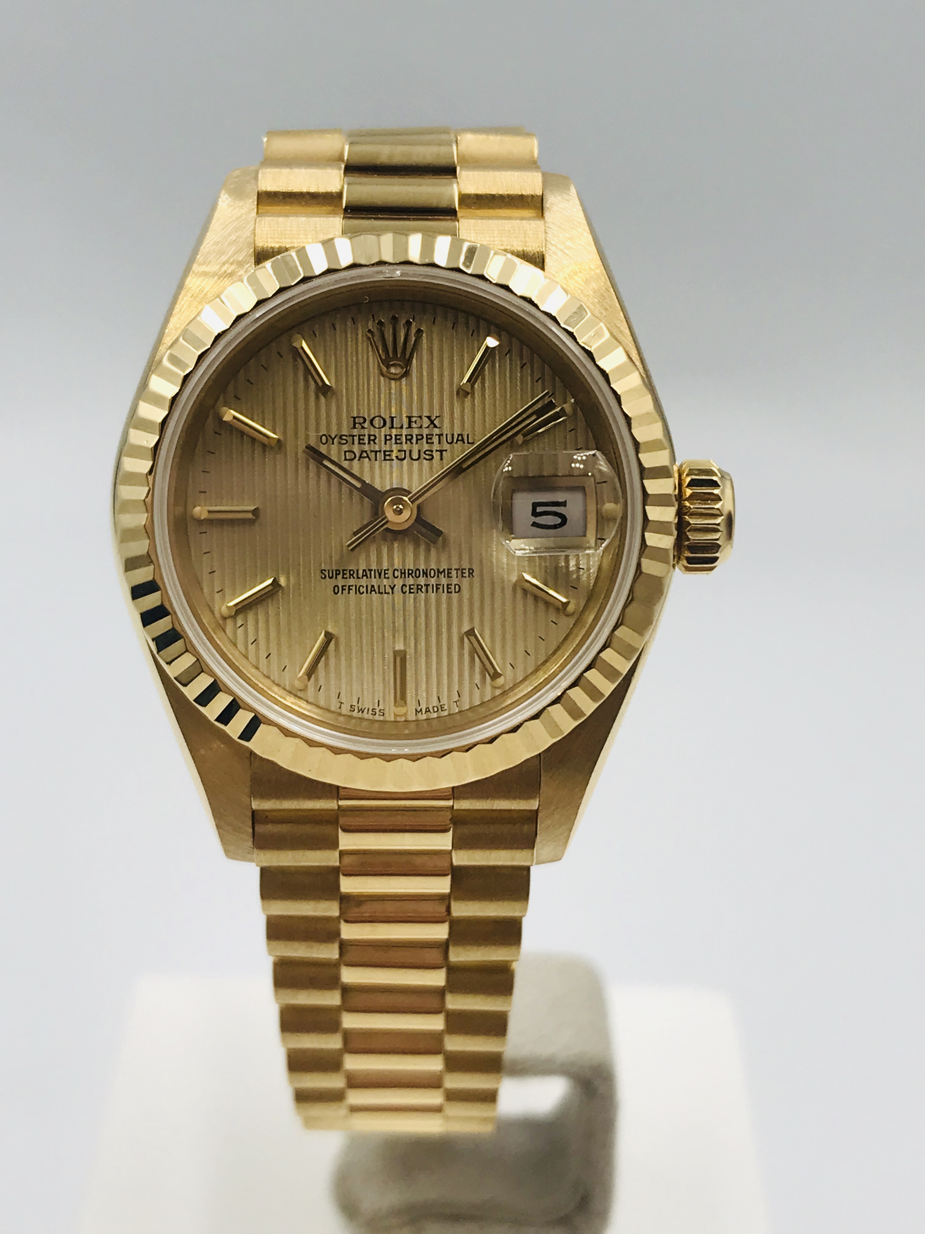 Rolex  DateJust  Lady  Yellow Gold  26 mm 