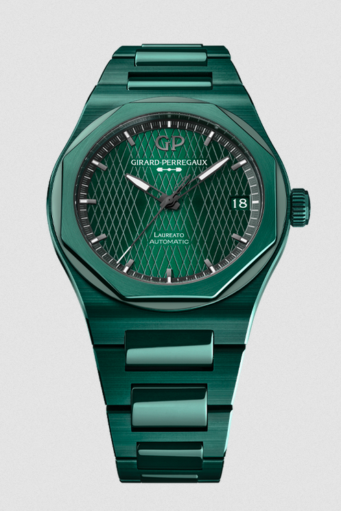 Girard Perregaux Laureato 42 mm Green Ceramic Aston Martin Edition